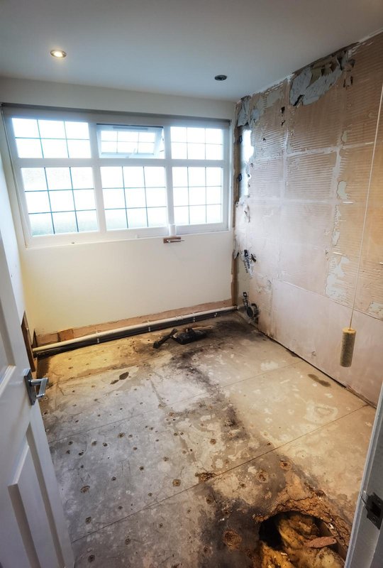 Before: ensuite during renovation